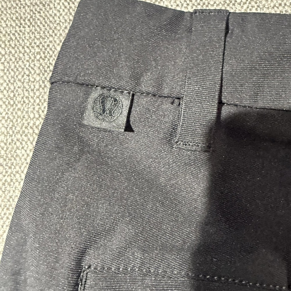 Lululemon Pants Mens 35x28 Black Stretch Chino Golf Casual Travel Office - Picture 6 of 7